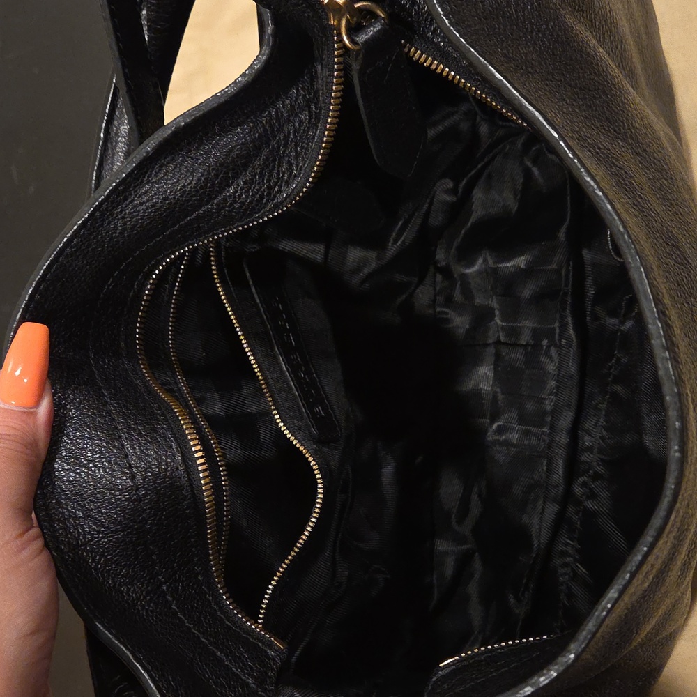 Burberry Black Leather Shoulder Bag with Gold Hardware - Picture 6 of 10
